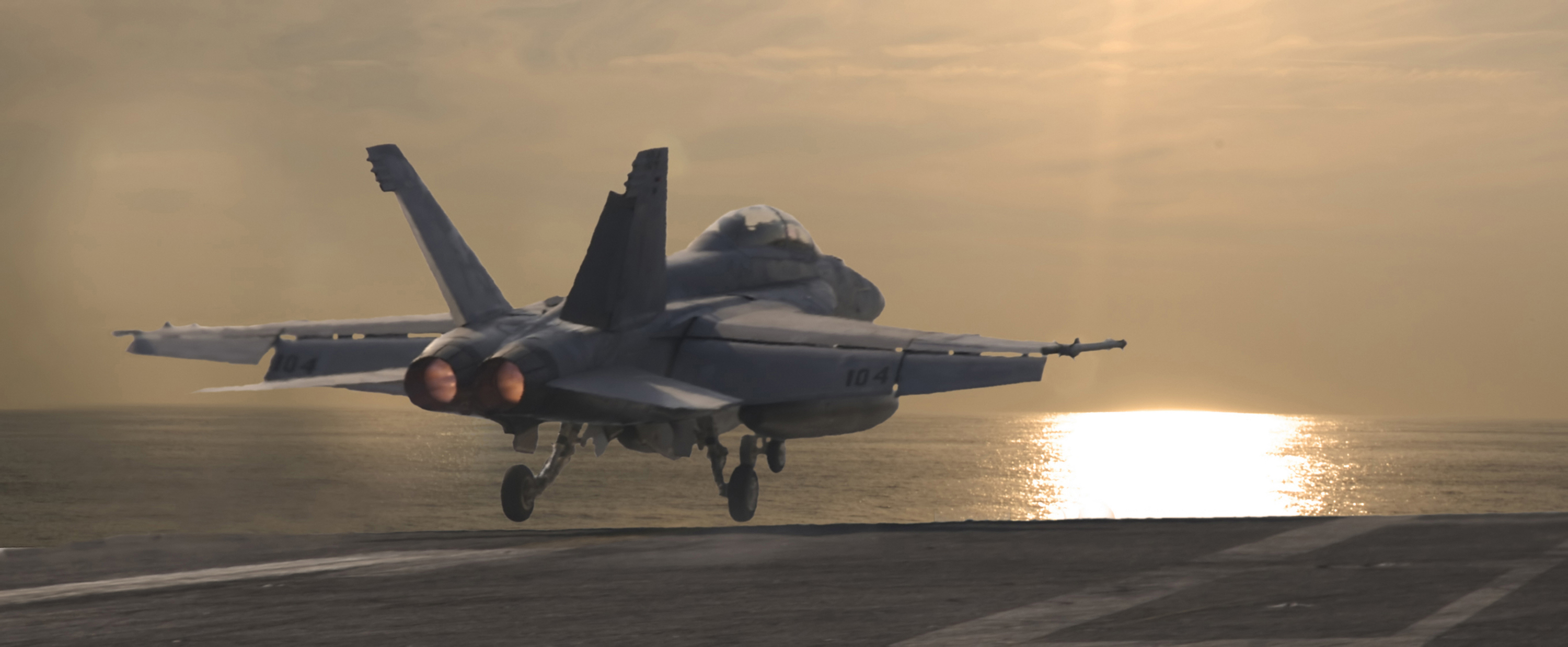 Military Aircraft F18